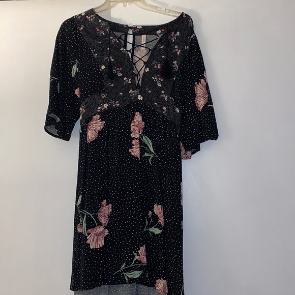 Xhilaration Dresses & Skirts - Floral polka dot dress